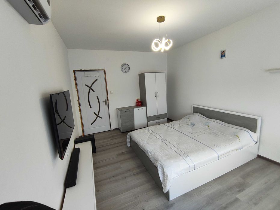 Продава се Четиристаен апартамент в Търговище, Център - 120 кв.м за 723 €/кв.м - Снимка #8