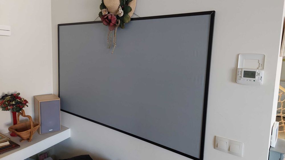 Ecran proiectie videoproiector