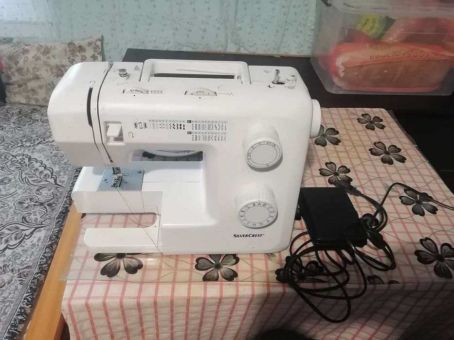 Професионална машина за Шиене оверлок SILVERCREST