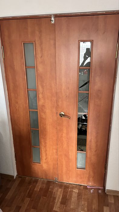 Продам межкомнатные двери
