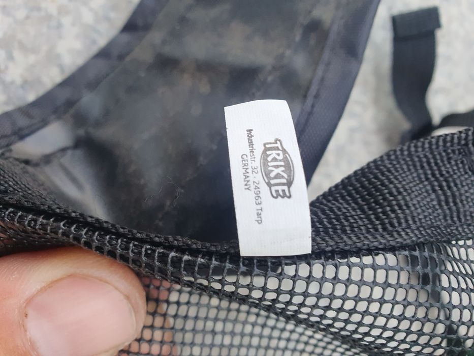 Botnite caine  : nylon si plasa