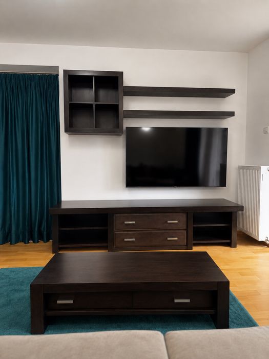 Mobila living -biblioteca + masuta