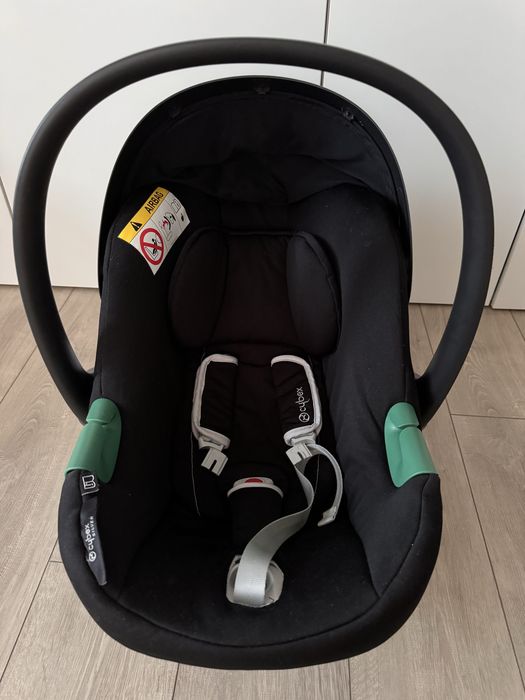 Кошница за новородено Cybex Aton B2