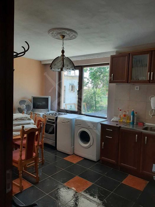 Двуетажна къща в село Тънково  46752