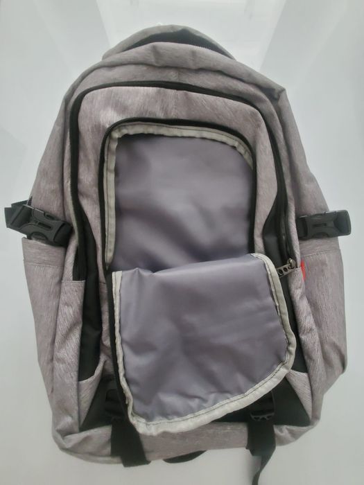 Ghiozdan scoala Daco