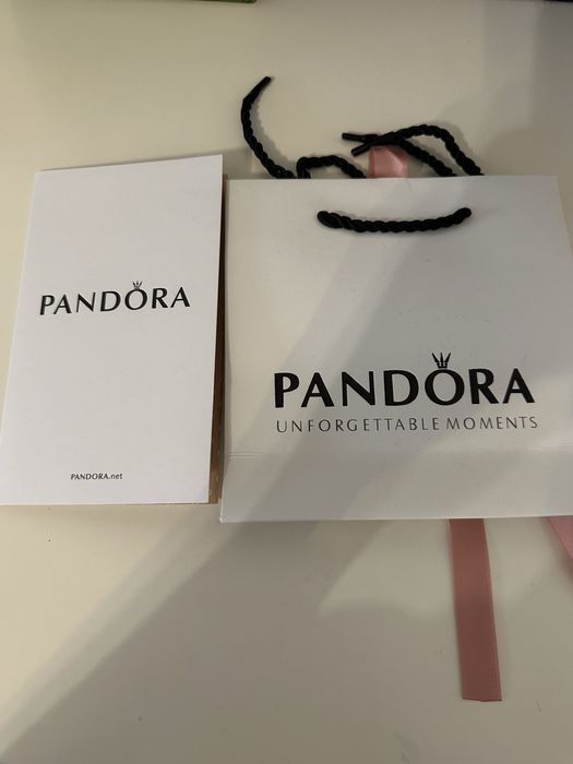 Bratara Pandora cu charmuri