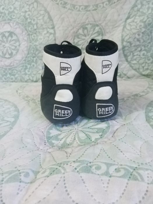 Күреске арналған киім