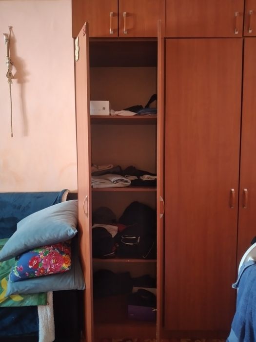 Продаётся огромный )) шифонер