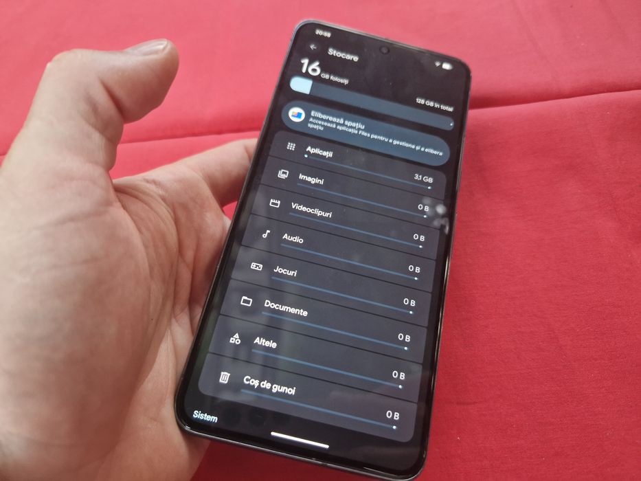 -Google Pixel 8Pro, Black 128Gb 12Ram  stare foarte buna doua semne capac poze reale doar telefonul nici o restrictie