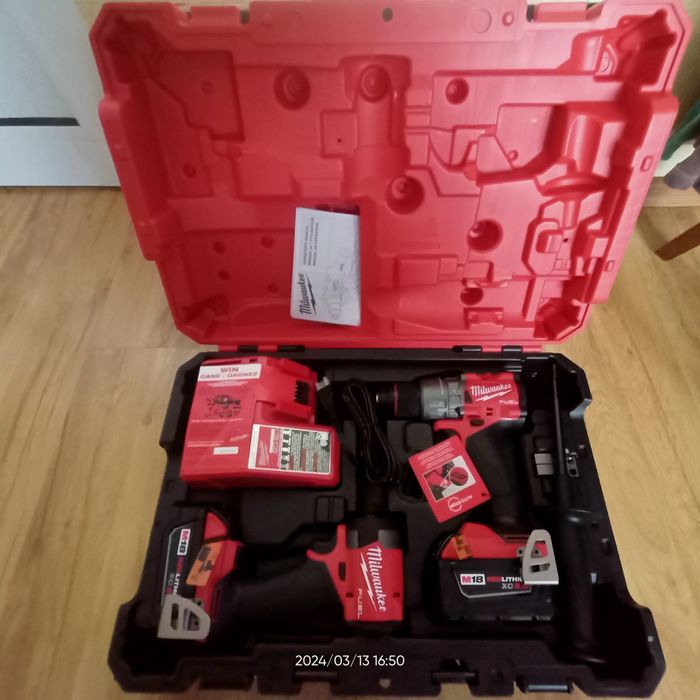 Нов Milwaukee m18 fuel 3697-22 Ударен Винтоверт НОВ Безчетков