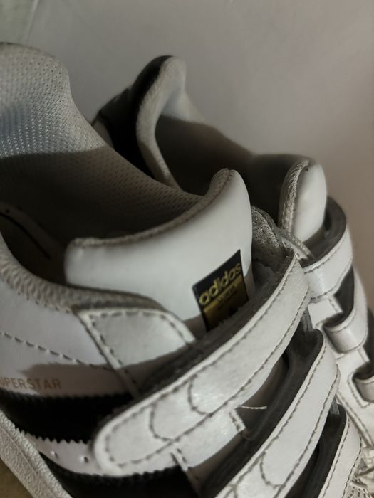 Кроссовки детские