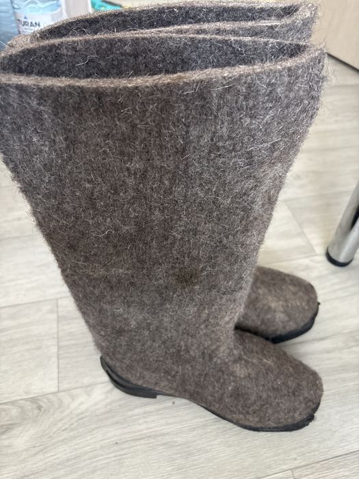 Продам валенки новые