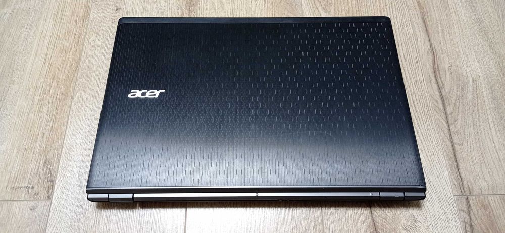 Dezmembrez  laptop  ACER V5-591G-77DF