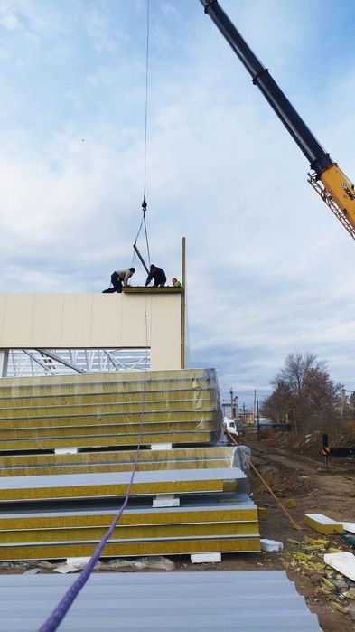 Монтаж сэндвич панелей