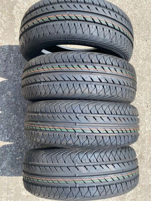 vand anvelope 195/60/16c continental de vară noi