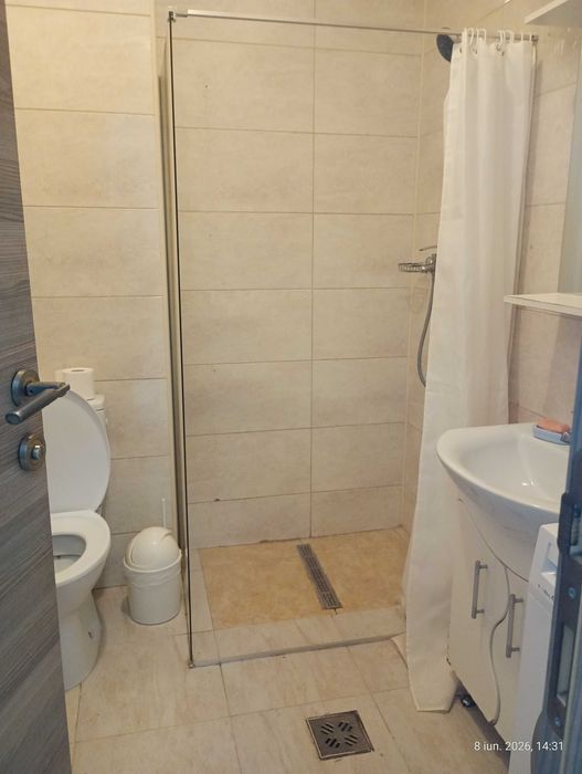 Închiriez apartament 3 camere Mamaia Nord , 380 lei