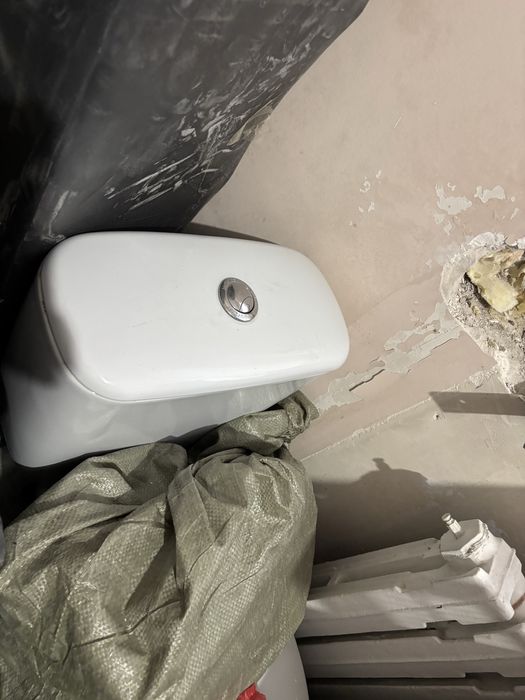 Унитаз фирма Cersanit.