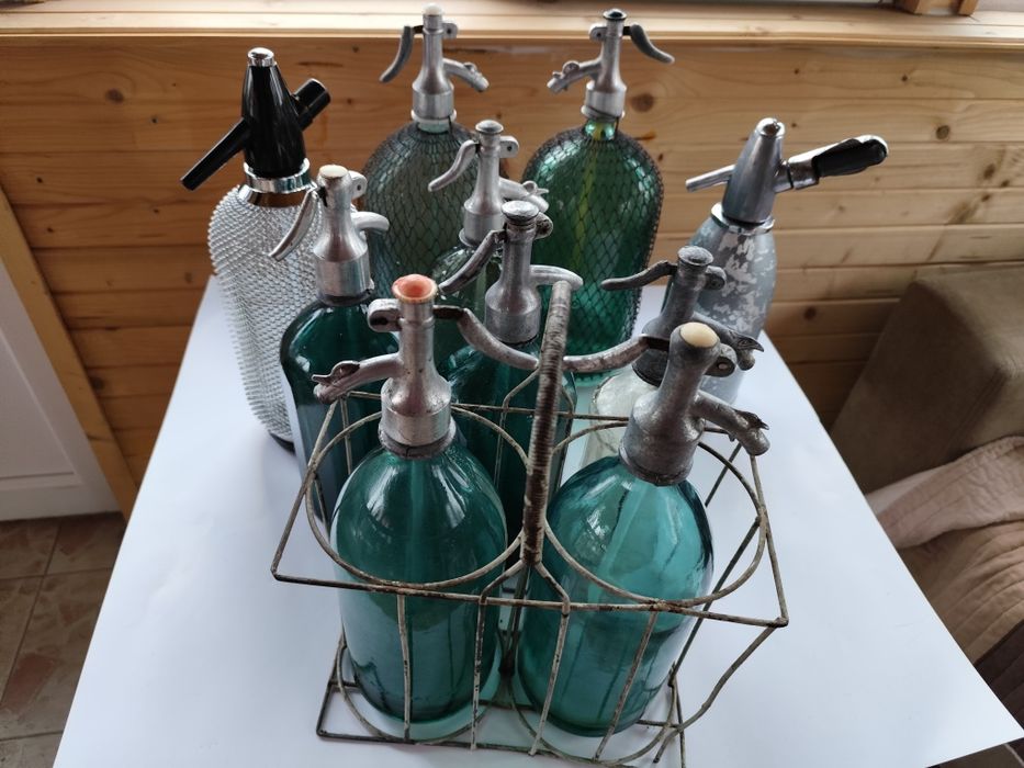 Camera foto Welta, sifoane vechi, fier calcat cu aburi, termos, telefo