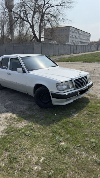 Mersedes w124 2.3 5ст