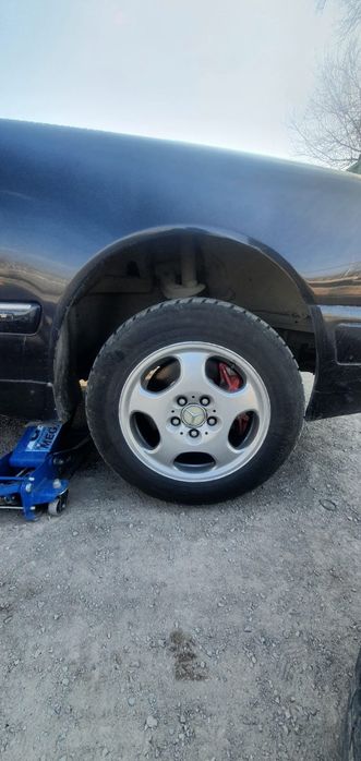 Шины с дисками в хорошем состоянии