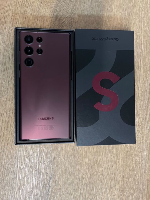 Samsung S22Ultra 256GB/12 Burgundy