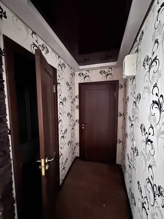 2 комнатная, Космонавтов 4