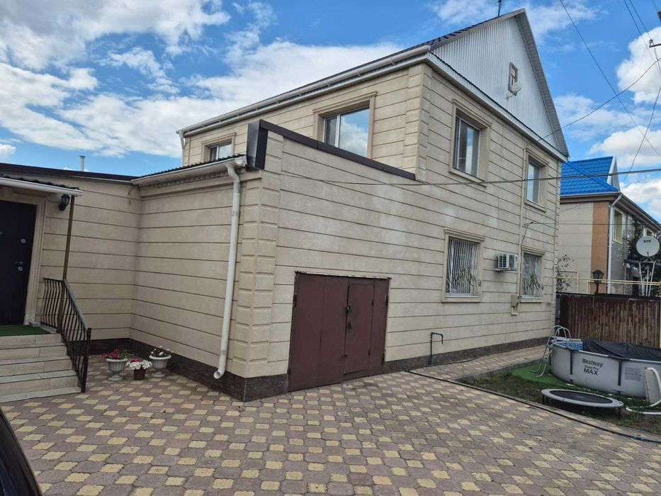 Продажа 2-этажного коттеджа на КСК