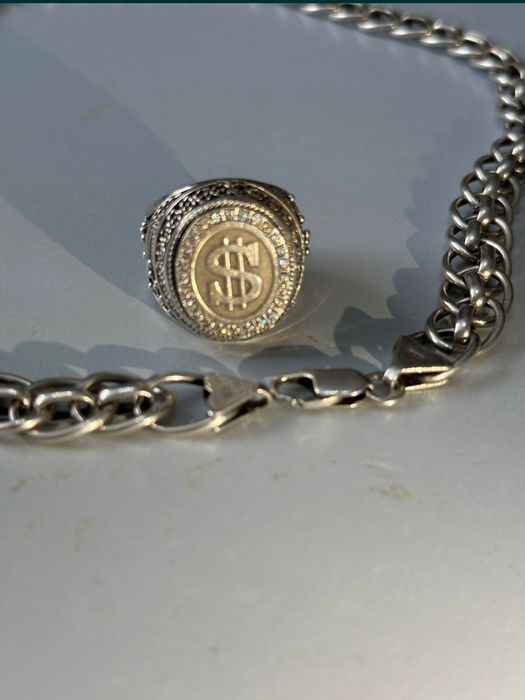 Продам серебро..