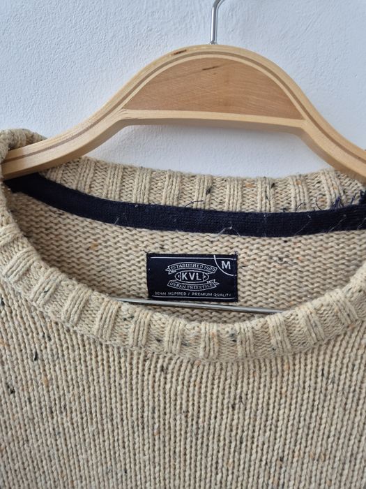 Pulover crem KVL