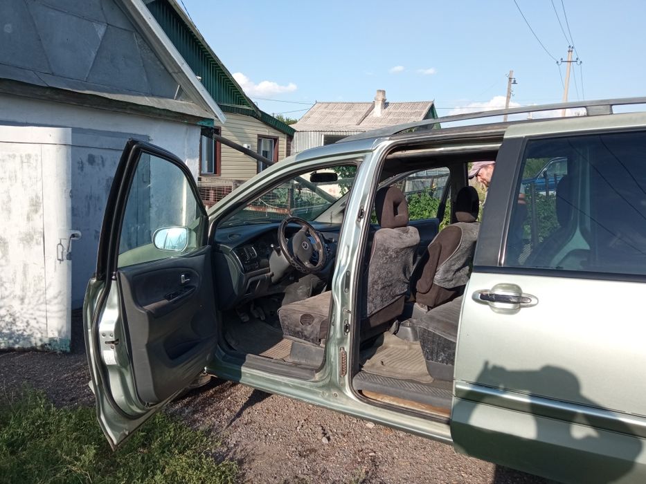 Продается Мазда МПВ