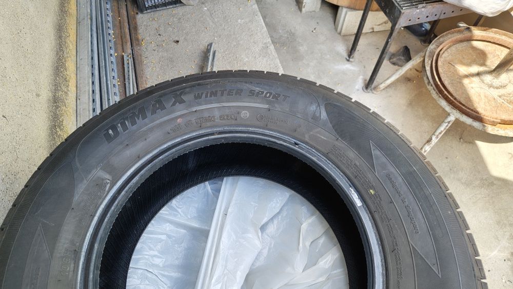 Anvelope iarna Radar Dimax Winter Sport 235x70x16