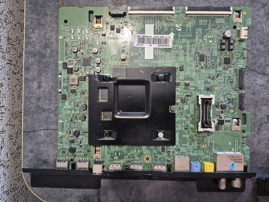 UE55MU6300U Самунг Телевизор