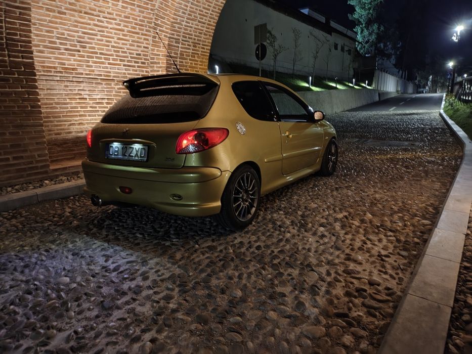 Peugeot 206 1.6 benzina