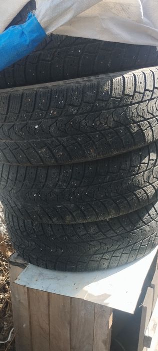 Продам Комплект летних шины