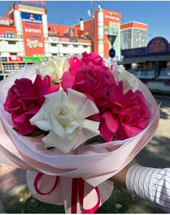 Букеты из разных цветов