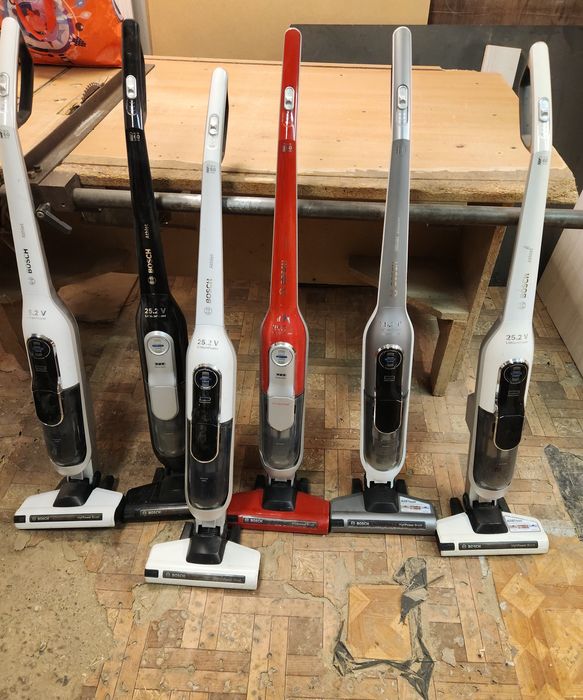 Vand aspiratoare bosch arata ff bine   si sant an stare de functionare