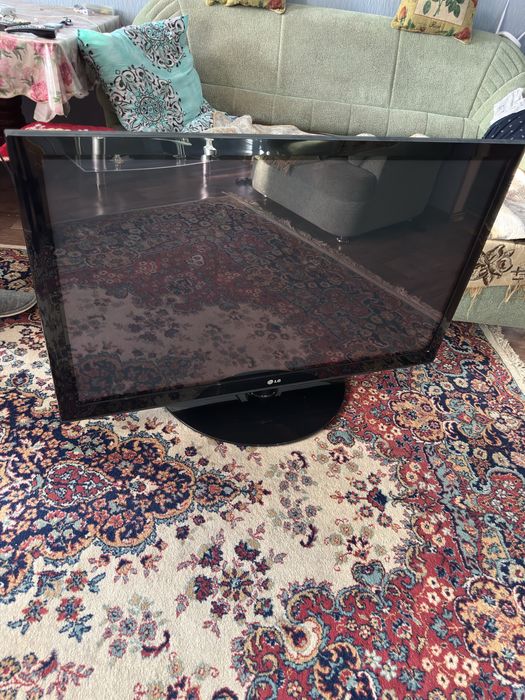 Продается телевизор