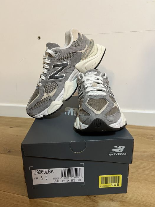 Adidasi New Balance model 9060 marimea  37,5