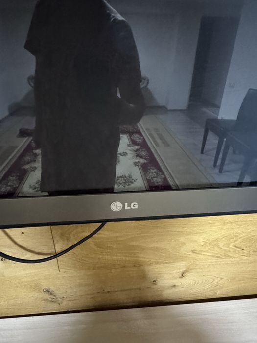 Продам LG  телевизор бу!