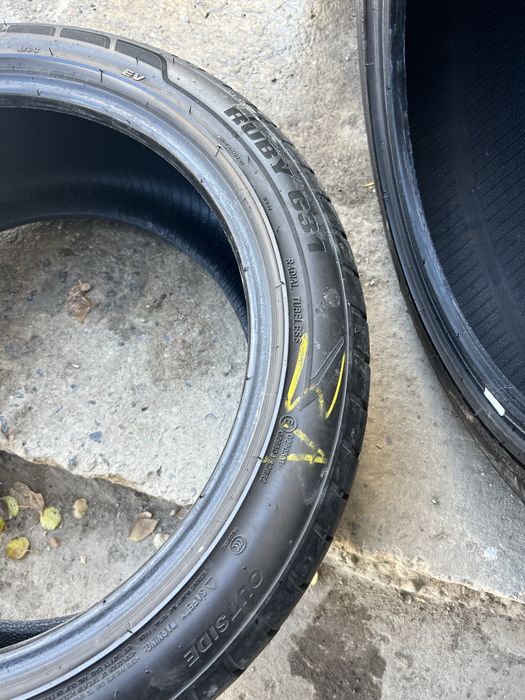 Комплект летних шин! 235/45/18.