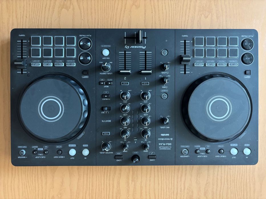 Контролер Pioneer DDJ - FLX4