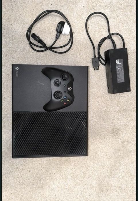 vand / schimb xbox one 500gb