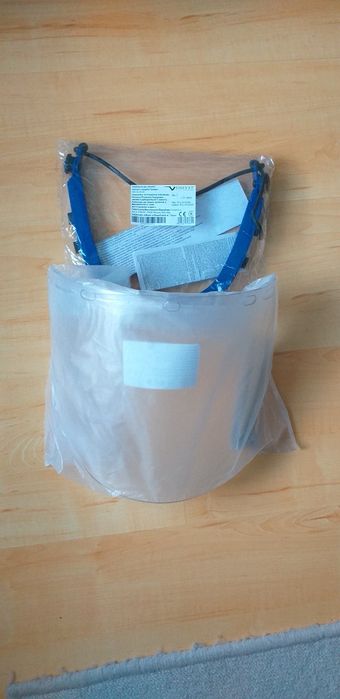 Casca protectie cu viziera Univet