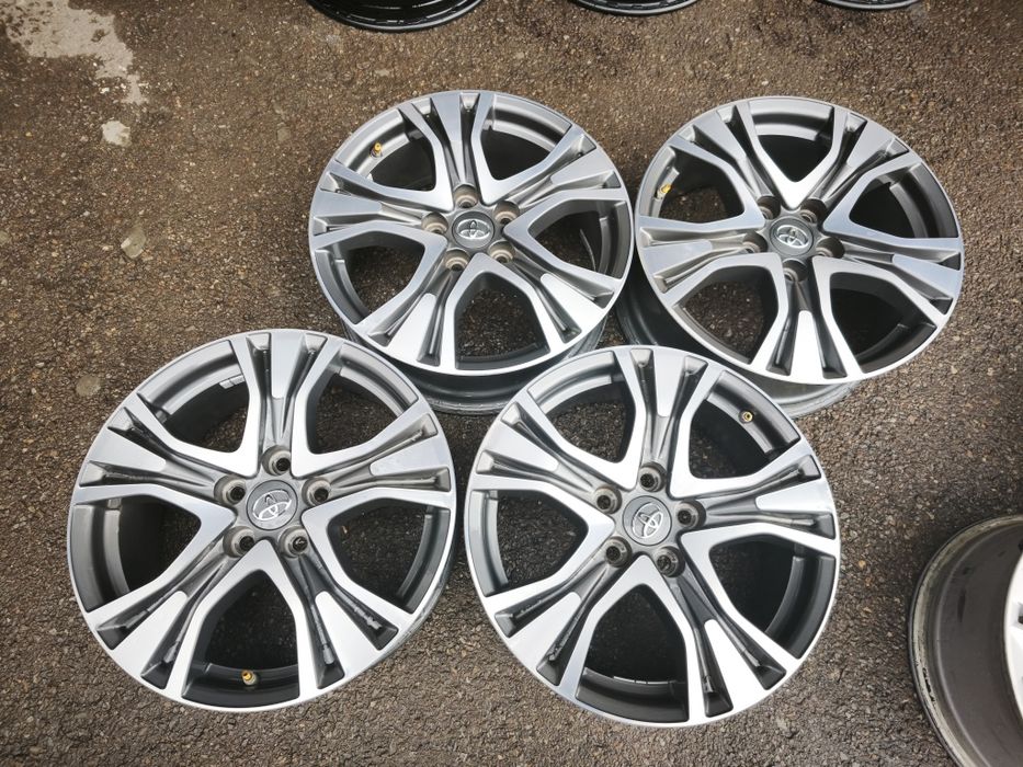 17" оригинални алуминиеви джанти за Toyota Rav 4