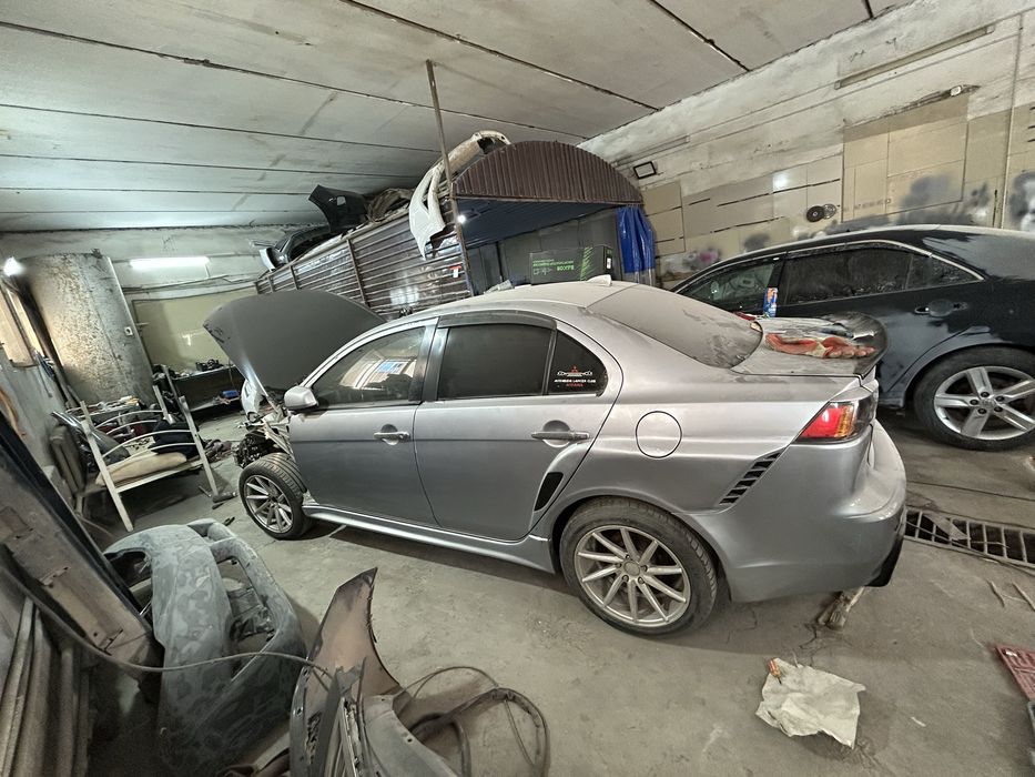 Mitsubishi Lancer