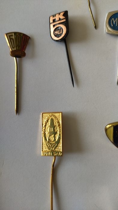 Значки спортна тематика и др.