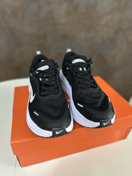 Нови Маратонки Nike Vomero Plus Размер 41