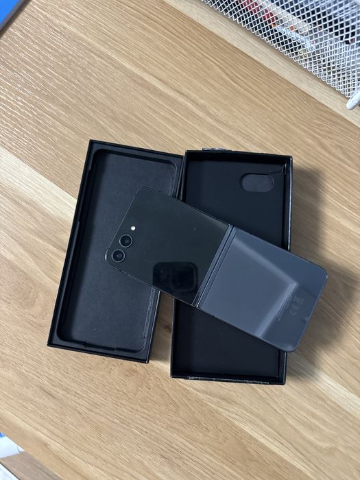 Samsung Galaxy Z Flip 5 , 512гб