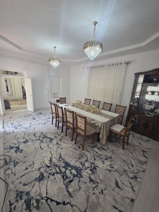 Кибрай тумани Ункӯргон маҳалласида 6 сотих 4 хона  уй сотилади.