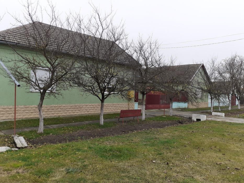 Casă de vânzare în loc.Nădab,jud. Arad